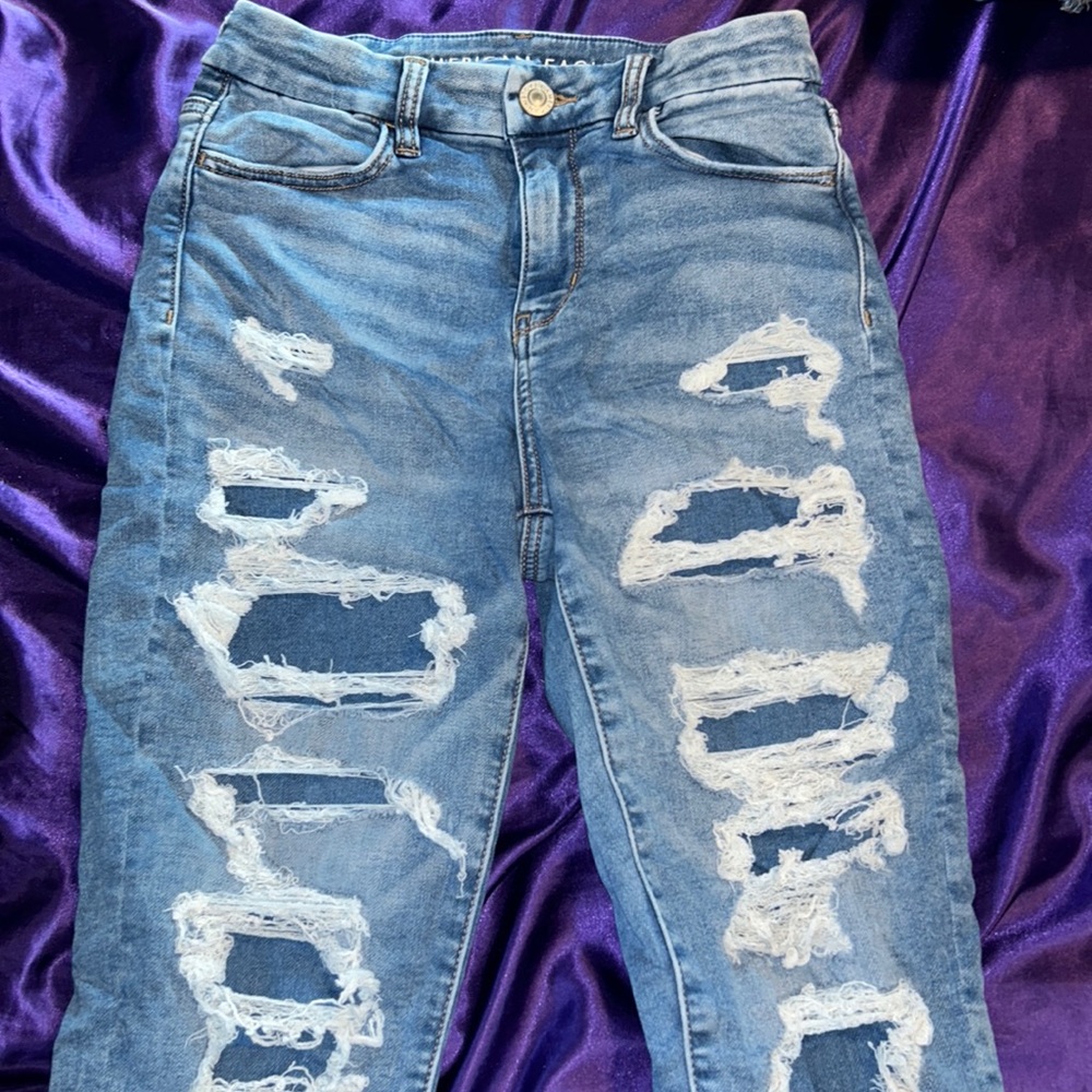 American eagle ripped skinny jeans